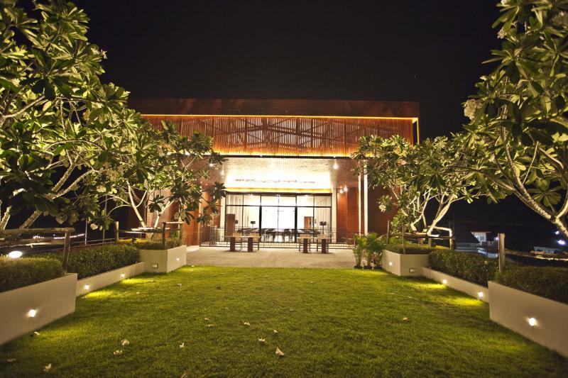 Tri-Shawa Resort Khlong Wan Exterior foto